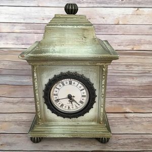 Distressed shelf clock. Great condition.